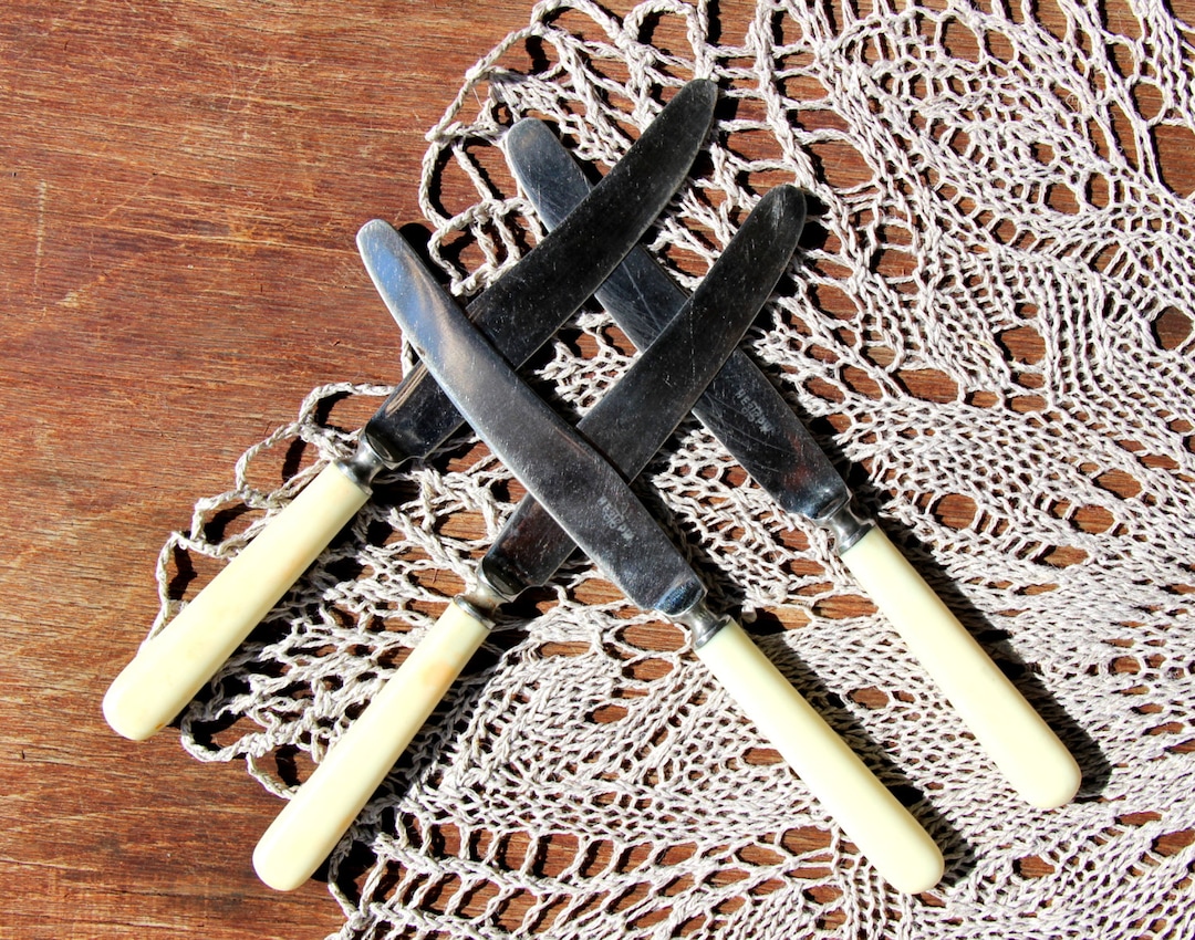 Set of 4 Old SMALL Knives, Retro Flatware Bakelite Butter Knives, 70s ...