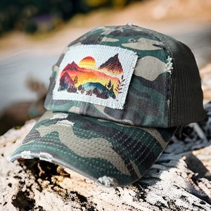 Camo Mesh Trucker Hat/ Mountain Scene / Patch Hat / Women&#39;s Hat
