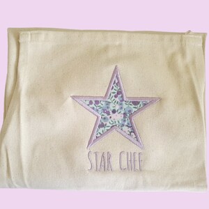 Delantal bordado Liberty de chef estrella, infantil, regalo de fiesta, regalo de cumpleaños, personalizado, ropa de cocina, juegos y manualidades desordenados, Comercio Justo