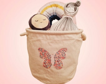Caja de juguetes con diseño de mariposas de Liberty London: decoración personalizada para la habitación de tu bebé