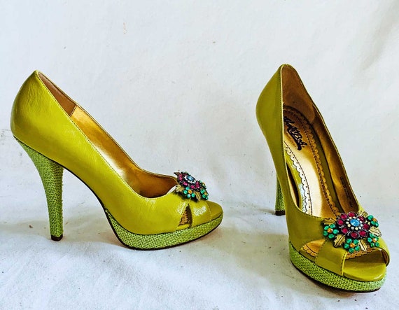 lime green peep toe heels