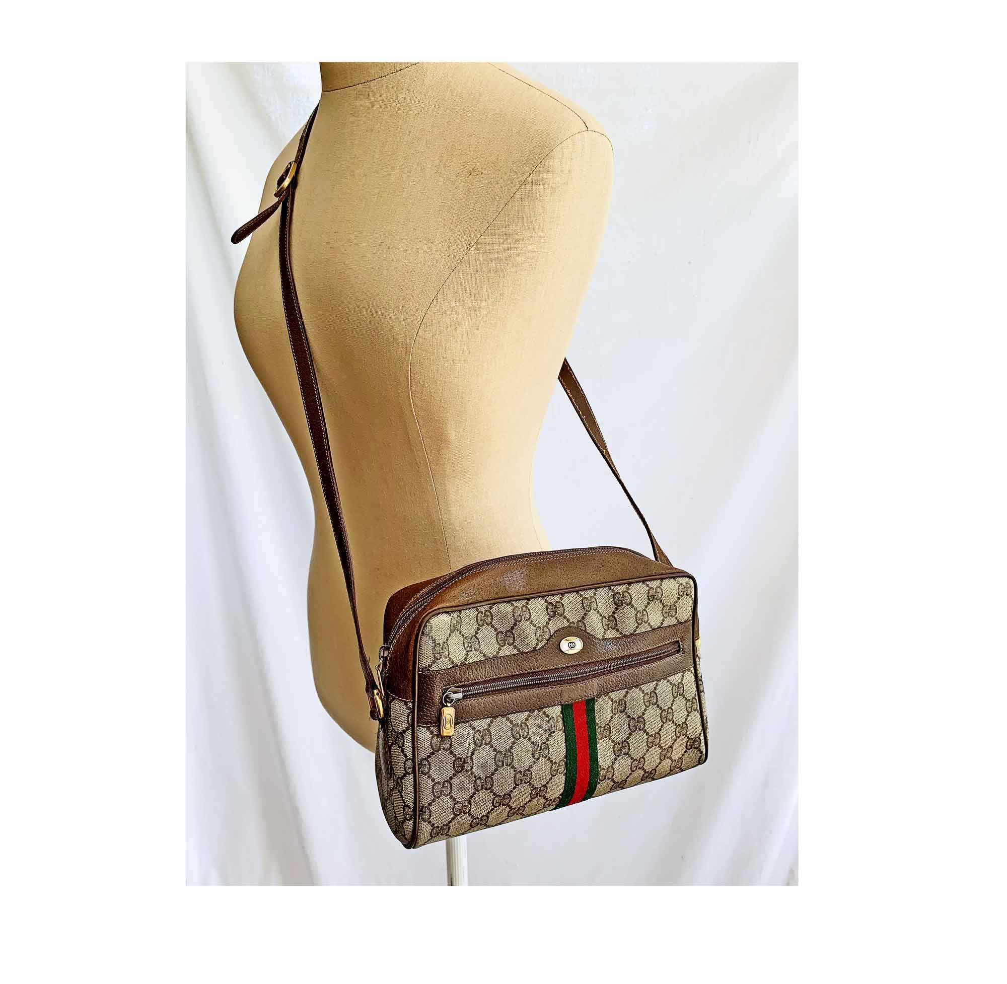 Gucci crossbody bag with red cheap and green strap
