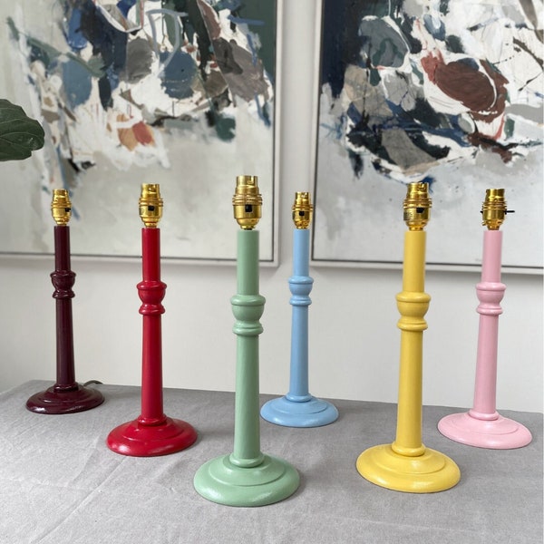 Houten lampenvoet | Spoellamp | Tafellampvoet | Lampstandaard - Farrow en Ball geschilderde lampvoet - Helder en kleurrijk huisdecor