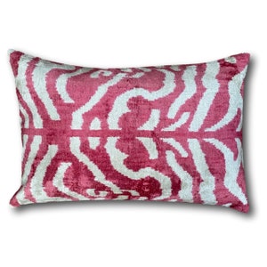 Funda de cojín de terciopelo Ikat, funda de cojín de terciopelo rosa, funda de almohada decorativa de 40 x 60 cm