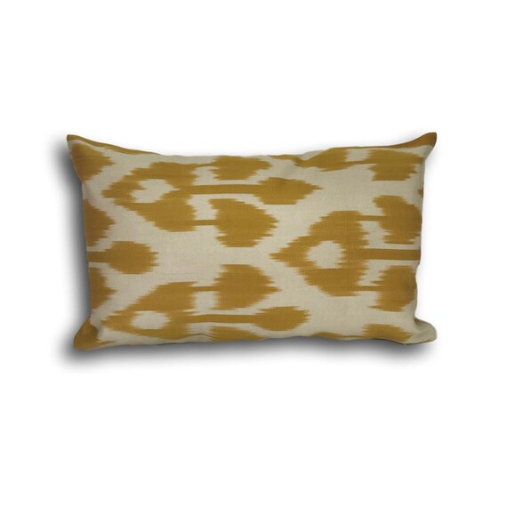 small rectangular decorative pillows