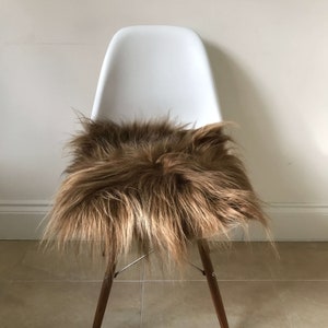 Sheepskin Seat Pads, Chair Pads,  100% Natural Eco tanned Icelandic Sheepskin Seat Pads 50 x 50 cm - Rusty Brown