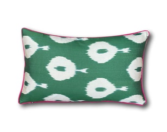 Groene dubbelzijdige Ikat kussen kussenslopen met roze biezen, 30 x 50 cm, decoratief kussen