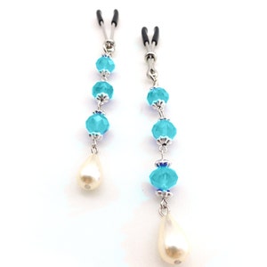 NIP39 Nipple Clamp Short Tweezer Chrome Light Blue Beads Pearl Drop