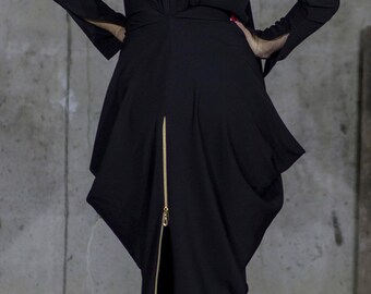 Amphore Schwarzes Abendkleid | Vollschlitzärmel | Zip Kleid | Rücken zip Kleid | Scoop Neck Kleid von Silvia Monetti