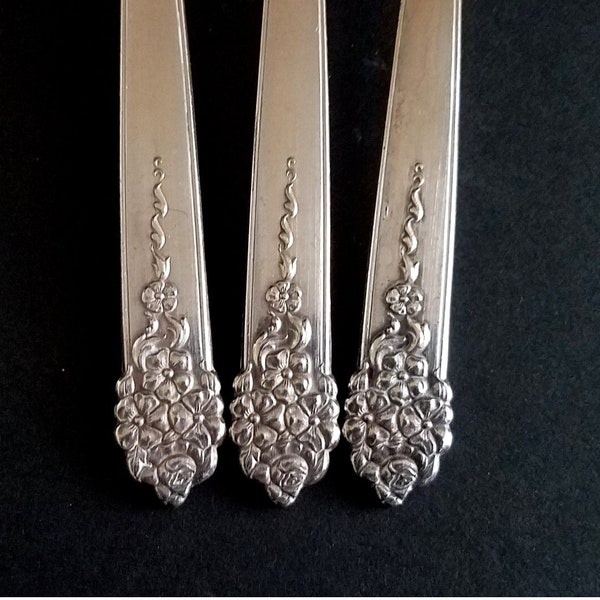 1949 MOSS ROSE Silver Plate Flatware, Vintage Ornate Floral by King Edward, Place & Serving, Kitchen Dining, Replacements, Jewelry, French