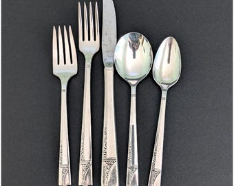 Grenoble by Prestige Oneida Silverplate Flatware Set Service