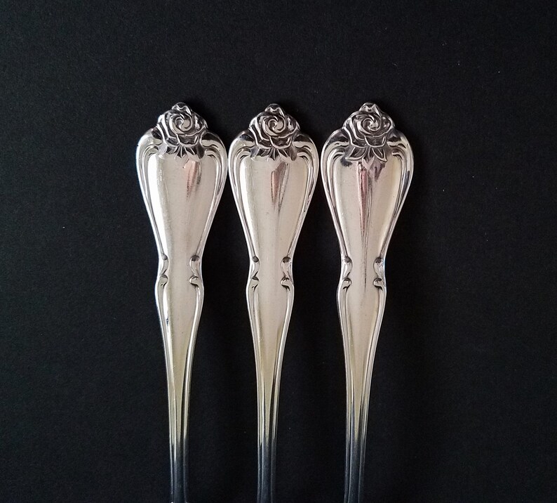 True Silverware Vintage ARBOR ROSE-TRUE Rose Stainless Flatware Silverware, Oneida ...