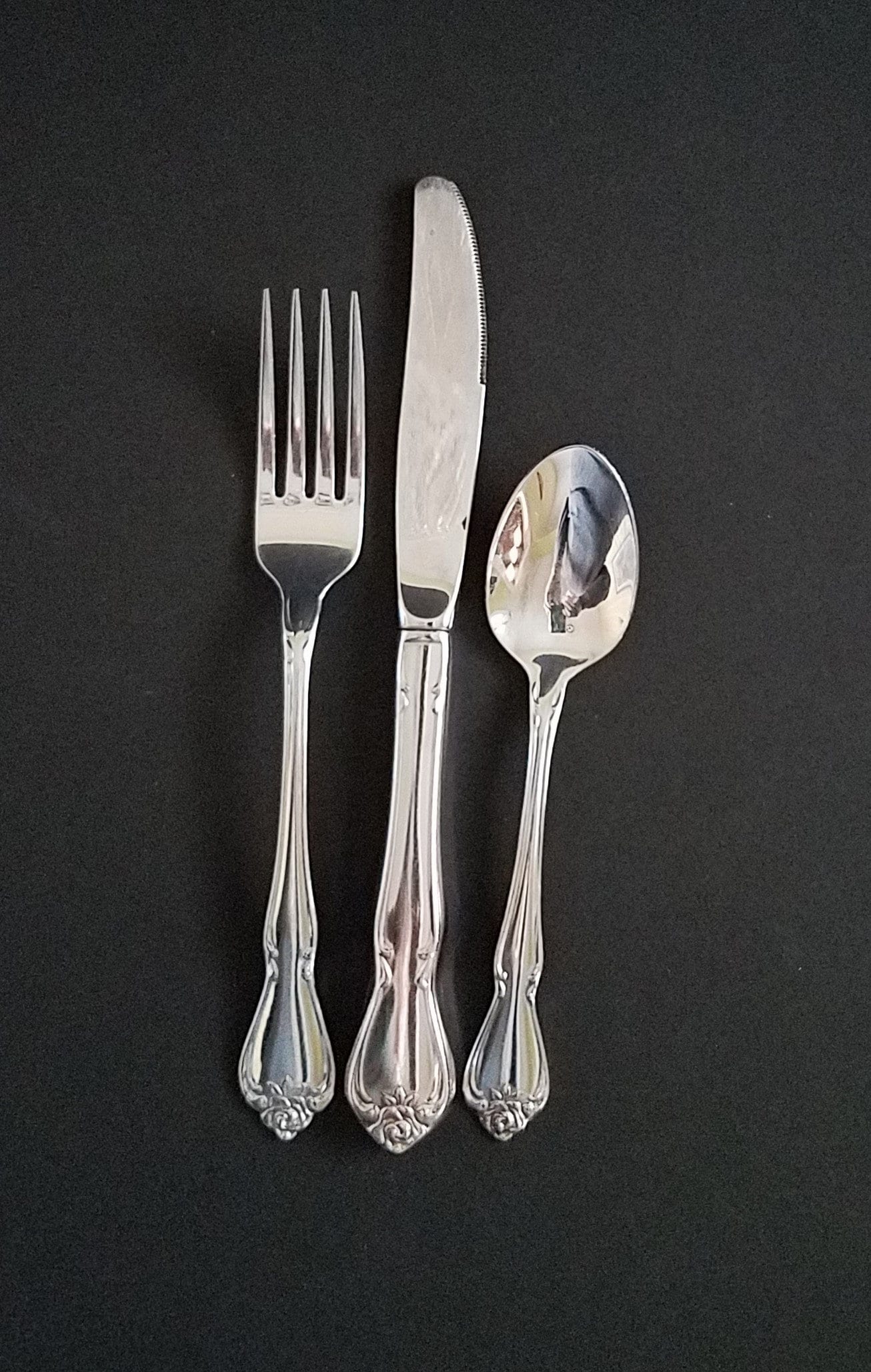 True Silverware Vintage ARBOR ROSE-TRUE Rose Stainless Flatware Silverware, Oneida ...