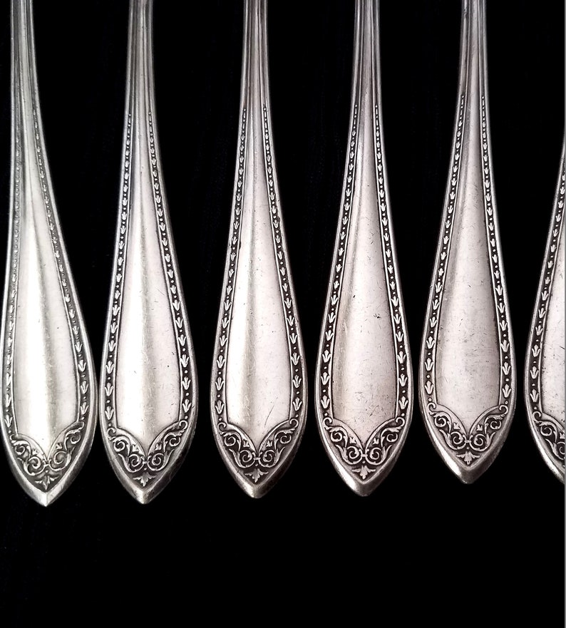 Place /& Svg Elegant Vintage Silverware 1910 SHERATON Silver Plate Flatware Jewelry Home Decor Kitchen Dining Choice Replacements