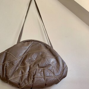 1980s Statement Vintage Handbag With Crossbody Styling in Textured Leathers