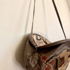 1980s Statement Vintage Handbag With Crossbody Styling in Textured Leathers
