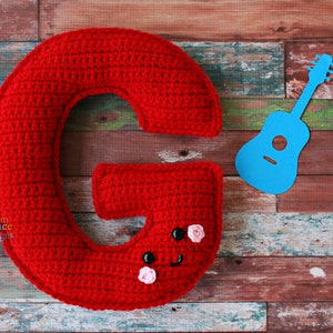 Patrón de crochet con la letra G, patrón de amigurumi con la letra G, patrón de crochet del alfabeto, abrazo kawaii con la letra G, abrazo con la letra G, patrón con la letra G
