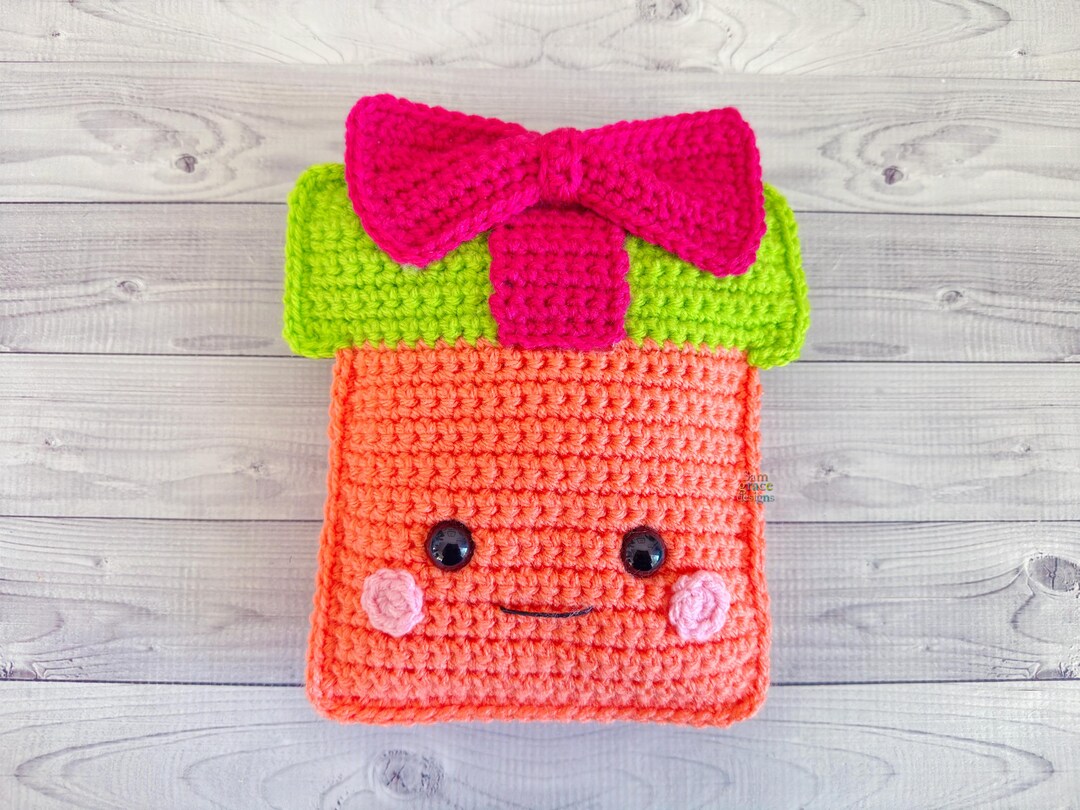 Mini Present Amigurumi Plushie Crochet Pattern Kawaii Cuddler Ragdoll ...