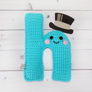 Patrón de crochet con la letra H minúscula, patrón de amigurumi con la letra H, patrón de crochet con el alfabeto, patrón de amigurumi con el alfabeto, muñeca de trapo con la letra H