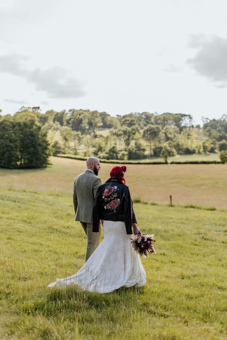 Custom painted wedding jacket, handpainted bride jacket image 4