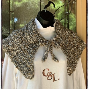 Grey Copper White Highland Inspired Capelet | Shawl | Renaissance | Medieval | Larping | Handmade | Crochet | Ready to Ship | Comfy | Cozy