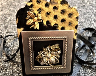 Honeybee, Bee, Ornament, Mixed Media, Thai Circle Mesh Paper, Nature, Save the Bees, Handmade