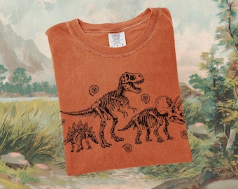 Vintage Dinosaur Skeleton T-Shirt with Tattoo Style Jurassic Fossil Graphic, Retro 90s Aesthetic Paleontology Tee for Science Lovers