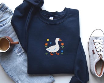 Cute Goose Embroidered Sweater Cute Nature Sweater Funny Cozy Animal Pullover for Cottagecore Lovers