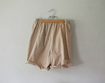 Vintage 1980er Super High Waist Shorts Paper Bag Shorts Khaki Beige Baumwoll Shorts