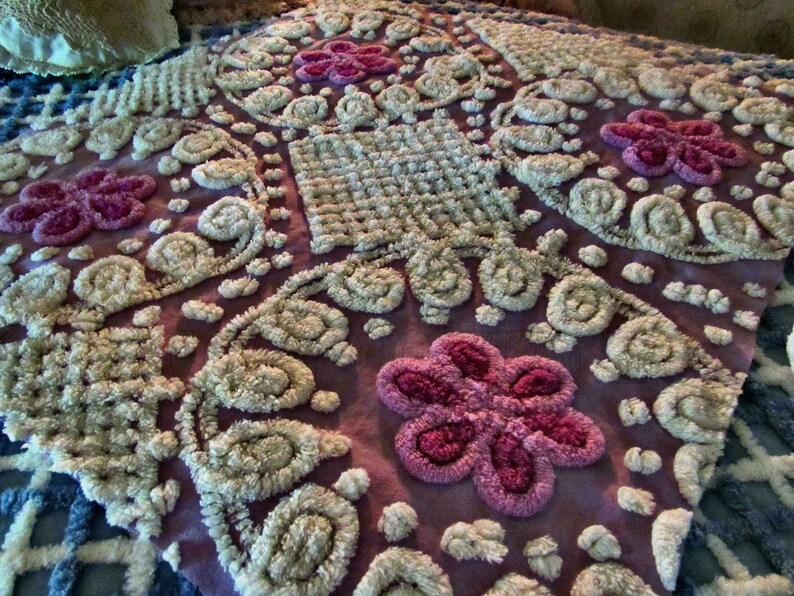 Frosted Lilac Cupcakes Vintage Cotton Chenille Bedspread Craft Fabric Piece 24x26