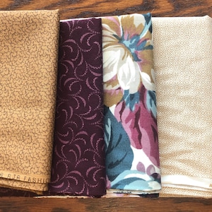 YC103, 4 Fat Quarters, Rich Florals , Jinny Beyer, Calico, Swirl, Vine, floral, Plum, Mauve, Vintage, Mustard, Vintage Quilting Fabric