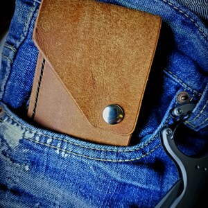 the SHAKA Minimalist Lean Leather 1 Snap Flip Wallet / EDC / carryall, Slim and Minimal, Gift for Men, Women, Brother, Dad, 1.8mm thickness