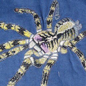 Poecilotheria Striata Embroidered T-shirts / 100% Cotton / Tarantula Clothing / Spider Art / Mysore Ornamental image 1
