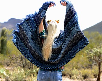 Psychedelic Poncho Sweater Vest / Knit / Colorful / Festival Fashion / Handmade / Music Festival Wear / Summer Season / Fashion / Blue