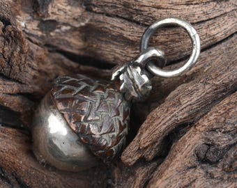 Handcrafted Acorn Pendant: Silver & Shibuichi, Oak Leaf Detail, Pagan Jewelry