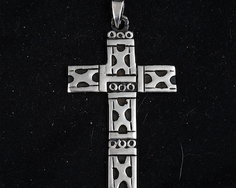 Large Sterling Vintage Cross from Taxco Mexico /Tasco/Christian