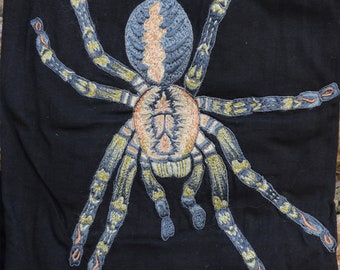 Poecilotheria Ornata Embroidered T-shirts / 100% Cotton / Tarantula Clothing / Spider Art / Fringed Ornamental