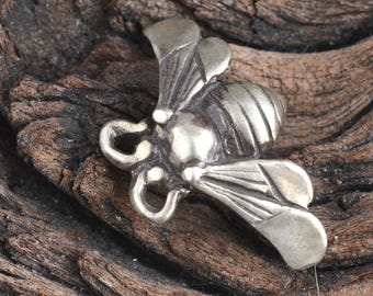 Sterling Silver Bee Pendant by Leaanne Hartman – Nature Inspired Jewelry