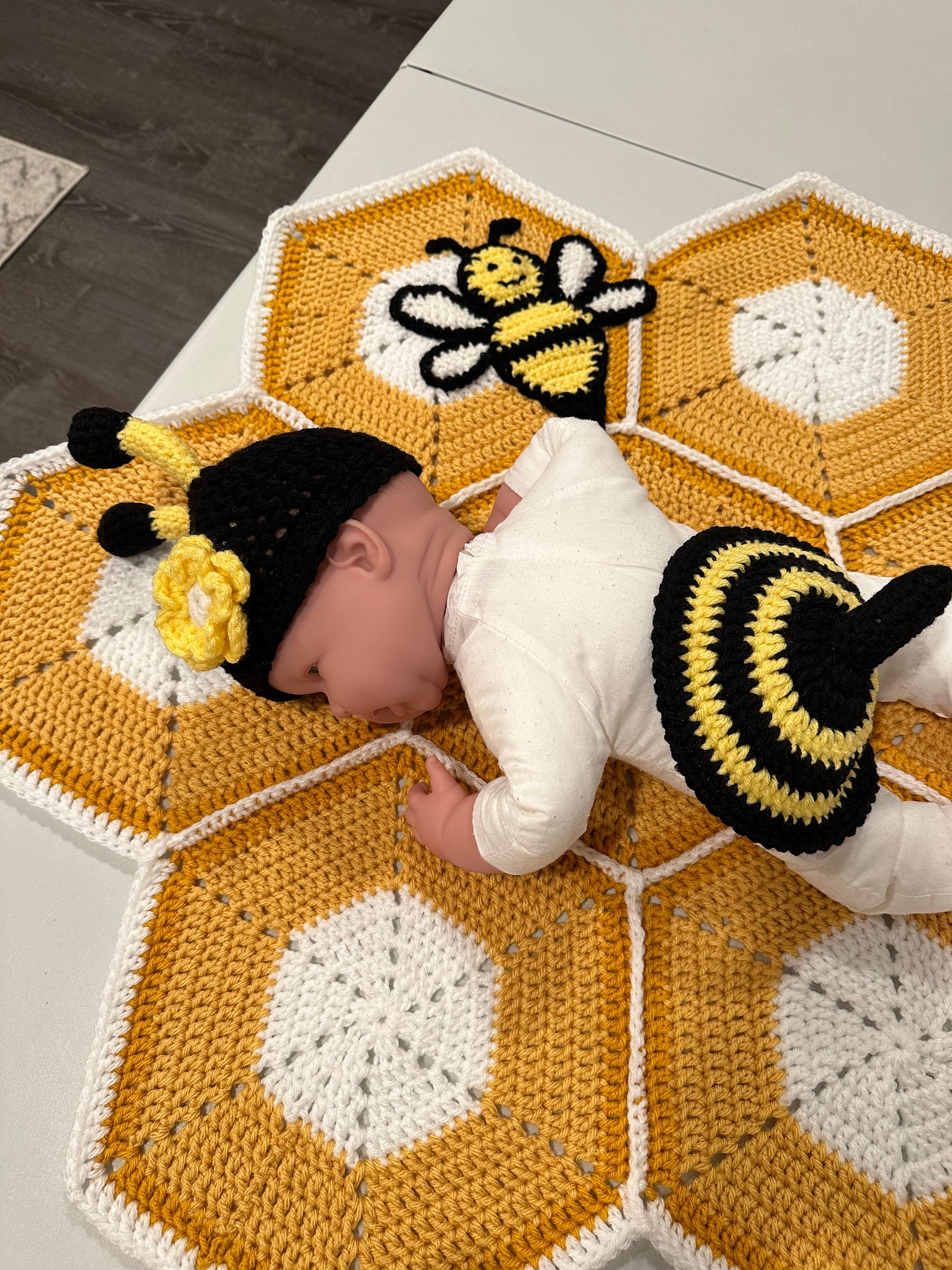 Honeycomb Crochet Bumble Bee Blanket Crochet NB Honeycomb Bee Hive