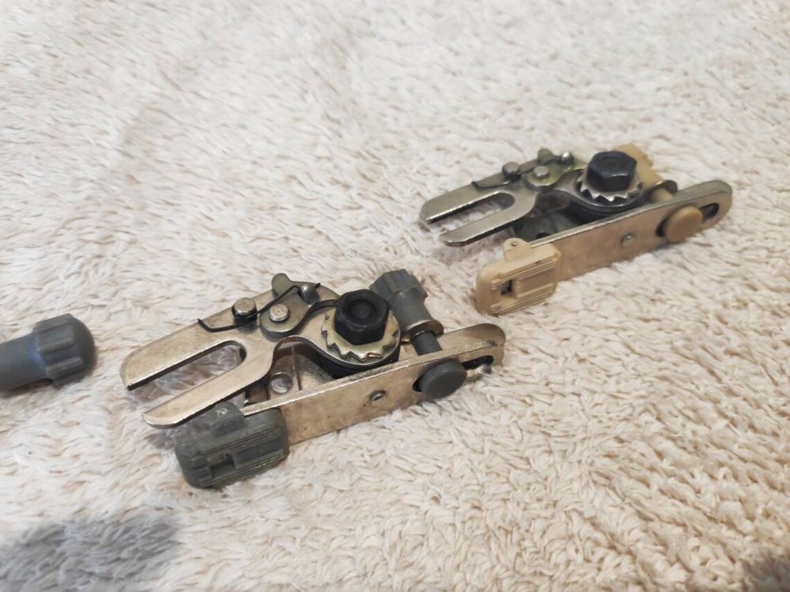 Set of 2 Zig Zag Sewing Machine Attachment Low Shank Foot Etsy