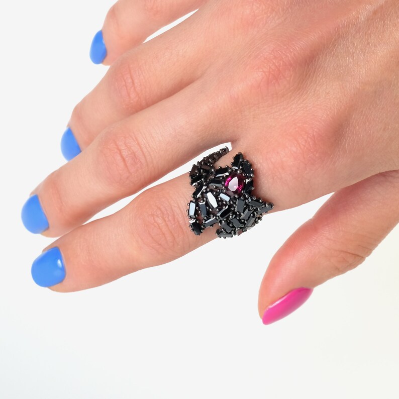 Black and ruby Wide multi-stone ring Gorgeous fine costume jewelry Multi baguette cocktail ring
