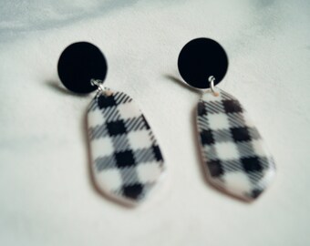 Neutral Fall Gingham Black and White Polymer Clay Earrings | Black and White Gingham Fall Posts | Fall Collection