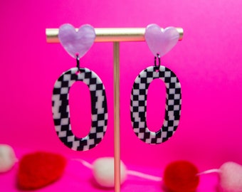 Checkered Oval with Iridescent Pink Heart Post | 80s Love Valentines Collection | Checkered Black and White