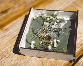 Personalized wedding rings box with clear cover
