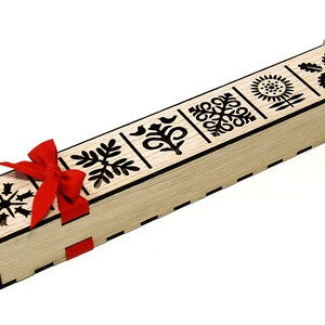 Scatola regalo in legno, scatola tagliata al laser