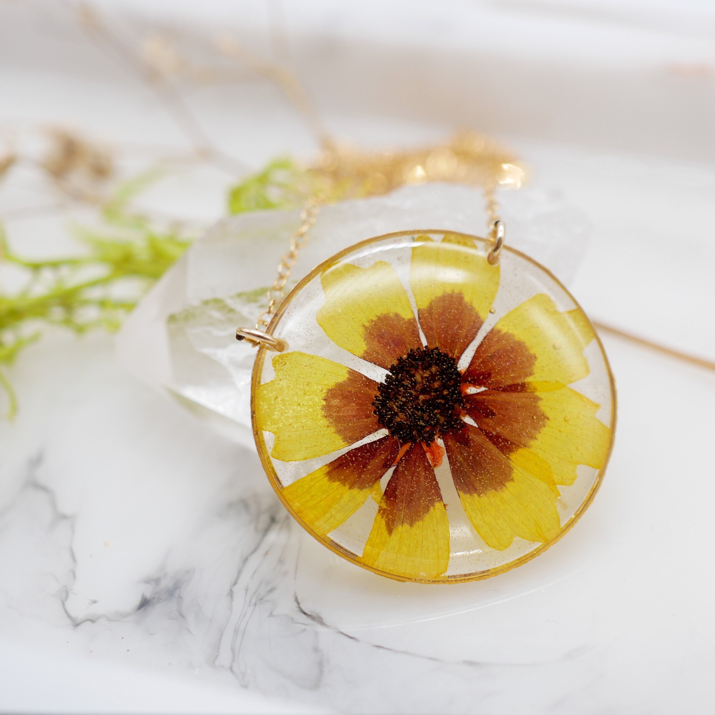 Sunflower resin necklace deals
