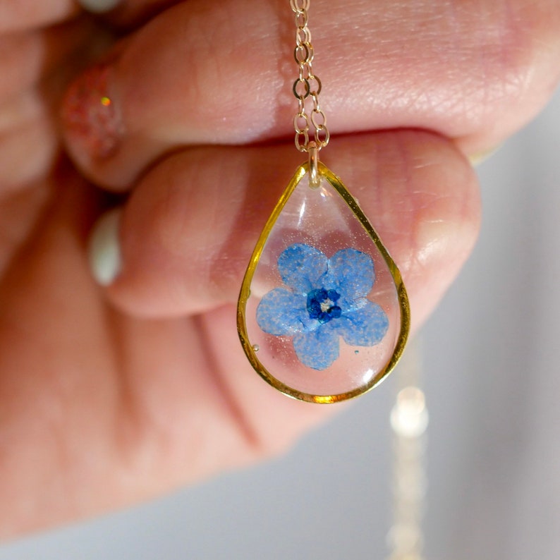 Forget me not teardrop necklace, dainty botanical jewelry, Memorial jewelry, Something blue brides charm, Real flower terrarium image 2