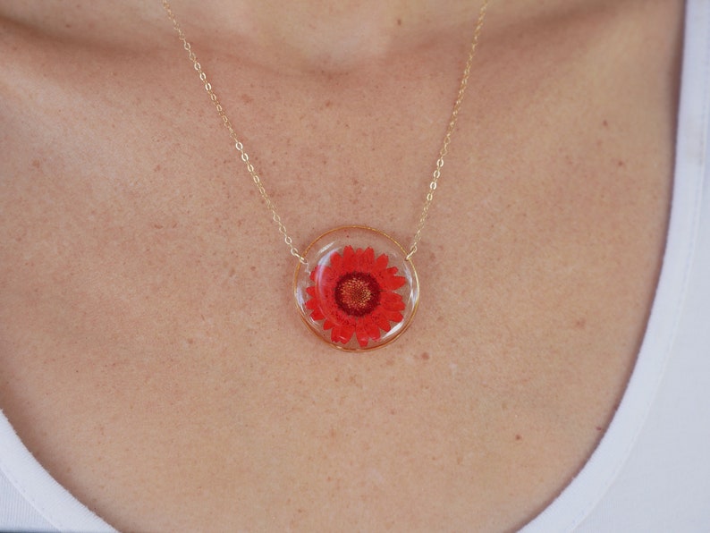 Red Chrysanthemum Necklace Pressed Flower Jewelry Resin Etsy