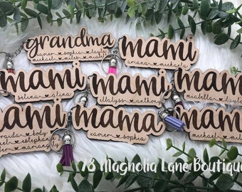 Custom Keychain/ Grandma/Grammy/Mammaw/Mimi with Kids names/ Mother's Day Keychain /Personalized Mom Keychain