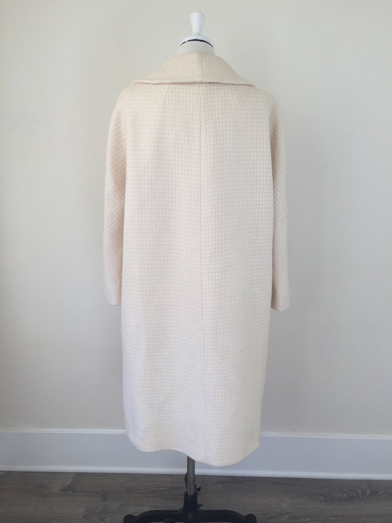 Winter White Heavyweight Wool Over Coat Vintage 1960s Womens Med-Large Union Label USA